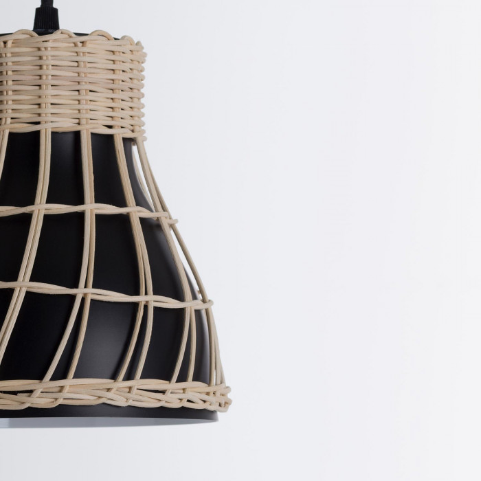 LAMPARA KUMIKO RATTAN-ALUMINIO NEGRO DN18X18.5CM SEVEN ON DECO