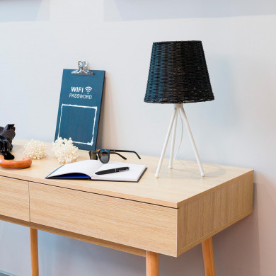 LAMPARA DE MESA YUAN METAL-RATTAN NEGRO/BLANCO DN22.5X37CM SEVEN ON DECO