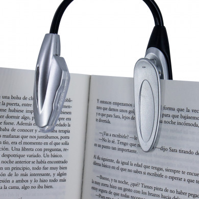 LUZ DE LECTURA 1 LED 6000K NEGRO/GRIS 2 PILAS CR2016 INCL. 7hSevenOn Elec PACK.1