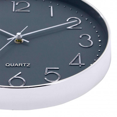 RELOJ DE PARED PLATEADO ESFERA GRIS CON RELIEVE DN30 CJ.1 THINIA HOME RELOJ DE PARED PLATEADO ESFERA GRIS CON RELIEVE DN30 CJ.1 THINIA HOME